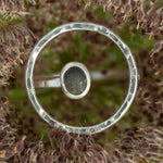 Afbeelding in Gallery-weergave laden, OOAK Lua ring #9 • beach pebble ~ Size 61 ~ can be adjusted (ready-to-ship)