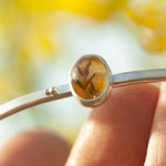 Charger l'image dans la galerie, OOAK bracelet with captured plant #4 • citrine (ready to ship)