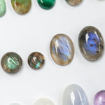 Lade das Bild in den Galerie-Viewer, Choose Your Stone : Sena ring (made to order)