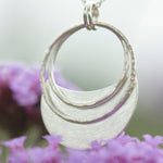 Afbeelding in Gallery-weergave laden, OOAK • Crescent moon pendant in silver #15 (ready to ship)
