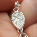 Charger l'image dans la galerie, OOAK Osmose pendant #39 • Rutilated quartz & Kyanite (ready to ship)