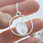 Lade das Bild in den Galerie-Viewer, OOAK Mae pendant in silver #23 • Amethyst (Ready to ship)