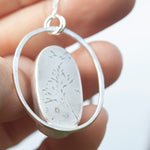 Afbeelding in Gallery-weergave laden, OOAK Mae pendant in silver #35 • rough Labradorite (Ready to ship)