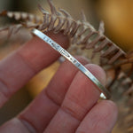 Afbeelding in Gallery-weergave laden, OOAK Ethnic bracelet in silver #38 • size 5cm (ready-to-ship)