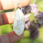 Cargar imagen en el visor de la galería, OOAK Phillyrea latifolia Leaf pendant in silver #12 (ready to ship)
