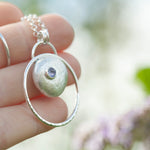 Lade das Bild in den Galerie-Viewer, OOAK • Silver Pebble pendant with Tanzanite #9 (ready to ship)