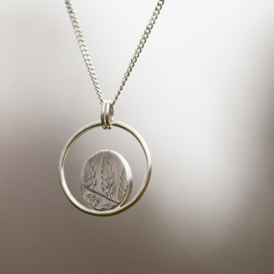 Choose Your Stone : pendentif Mae (sur commande)