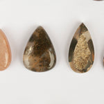 Load image into Gallery viewer, Choose Your Stone : Kaha ring (made to order)