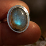 Afbeelding in Gallery-weergave laden, Sena ring with labradorite ~ size 55 (ready to ship)