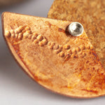 Lade das Bild in den Galerie-Viewer, OOAK Aela ear jackets #24 • copper (ready-to-ship)

