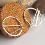Afbeelding in Gallery-weergave laden, OOAK silver circle earrings #1 (ready-to-ship)
