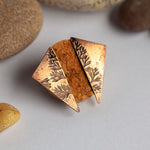 Afbeelding in Gallery-weergave laden, OOAK earrings with plant imprint #4 • copper (ready-to-ship)
