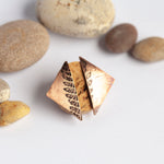 Cargar imagen en el visor de la galería, OOAK earrings with plant imprint #5 • copper (ready-to-ship)
