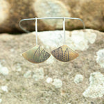 Cargar imagen en el visor de la galería, OOAK dangle earrings with plant imprint #4 • brass (ready-to-ship)
