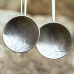 Charger l&#39;image dans la galerie, OOAK dangle earrings with plant imprint #7 • silver (ready-to-ship)
