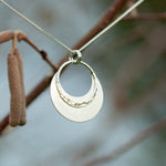 Lade das Bild in den Galerie-Viewer, OOAK • Crescent moon pendant in silver #4  (ready to ship)
