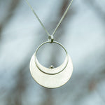 Afbeelding in Gallery-weergave laden, OOAK • Crescent moon pendant in silver #8 (ready to ship)
