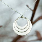 Afbeelding in Gallery-weergave laden, OOAK • Crescent moon pendant in silver #9 (ready to ship)
