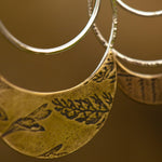 Afbeelding in Gallery-weergave laden, OOAK • Vegetal Moon earrings #9 • silver &amp; brass (ready-to-ship)
