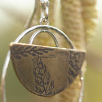 Afbeelding in Gallery-weergave laden, OOAK • Vegetal Moon earrings #11 • silver &amp; brass (ready-to-ship)
