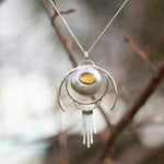 Lade das Bild in den Galerie-Viewer, OOAK • Silver Pebble pendant with Opal #2 (ready to ship)

