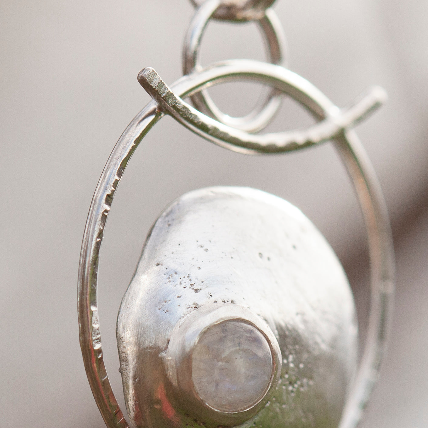 OOAK • Silver Pebble pendant with White labradorite #4 (ready to ship)