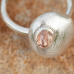 Afbeelding in Gallery-weergave laden, OOAK • Silver Pebble ring set #2, pink tourmaline, size 57,5 (ready to ship)

