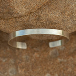 Cargar imagen en el visor de la galería, OOAK Simple flat bracelet in silver #2 • size 6cm (ready-to-ship)

