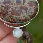 Cargar imagen en el visor de la galería, OOAK pendant with stone #15 • jasper &amp; labradorite  (ready to ship)
