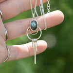 Afbeelding in Gallery-weergave laden, OOAK pendant with stone #11 • Labradorite  (ready to ship)
