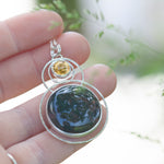 Lade das Bild in den Galerie-Viewer, OOAK pendant with stone #14 • moss agate &amp; citrine  (ready to ship)
