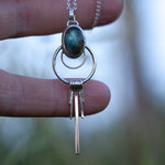 Lade das Bild in den Galerie-Viewer, OOAK pendant with stone #11 • Labradorite  (ready to ship)
