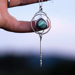 Lade das Bild in den Galerie-Viewer, OOAK pendant with stone #10 • Labradorite  (ready to ship)
