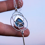 Cargar imagen en el visor de la galería, OOAK pendant with stone #10 • Labradorite  (ready to ship)
