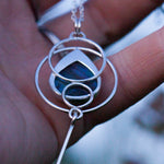 Cargar imagen en el visor de la galería, OOAK pendant with stone #10 • Labradorite  (ready to ship)
