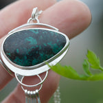 Cargar imagen en el visor de la galería, OOAK stone pendant #19 • Chrysocolla  (ready to ship)
