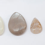 Lade das Bild in den Galerie-Viewer, Choose Your Stone : Mana ring   (made to order)
