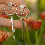 Cargar imagen en el visor de la galería, OOAK Echo earrings #41 ~ silver (ready-to-ship)
