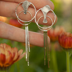 Cargar imagen en el visor de la galería, OOAK Echo earrings #41 ~ silver (ready-to-ship)
