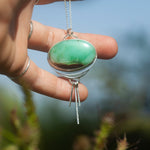 Lade das Bild in den Galerie-Viewer, OOAK stone pendant #24 • Chrysoprase (ready to ship)
