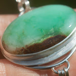 Lade das Bild in den Galerie-Viewer, OOAK stone pendant #24 • Chrysoprase (ready to ship)
