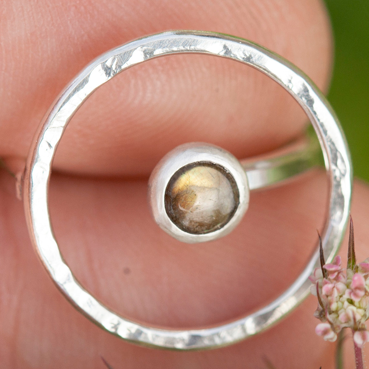 Uniek exemplaar Lua ring #10 • labradoriet ~ Maat 53,5 ~ kan worden aangepast (klaar voor verzending)