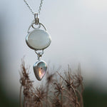 Afbeelding in Gallery-weergave laden, OOAK Osmose pendant #14 • moonstone &amp; labradorite (ready to ship)
