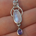 Lade das Bild in den Galerie-Viewer, OOAK Osmose pendant #15 • labradorite &amp; amethyst (ready to ship)
