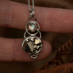 Lade das Bild in den Galerie-Viewer, OOAK Osmose pendant #16 • pyrite &amp; labradorite (ready to ship)
