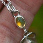 Lade das Bild in den Galerie-Viewer, OOAK Osmose pendant #18 • labradorite &amp; opal (ready to ship)
