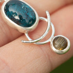 Afbeelding in Gallery-weergave laden, OOAK Osmose pendant #22 • kyanite &amp; labradorite (ready to ship)
