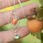 Afbeelding in Gallery-weergave laden, OOAK Osmose pendant #25 • Sunstone &amp; Kyanite (ready to ship)
