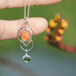 Afbeelding in Gallery-weergave laden, OOAK Osmose pendant #25 • Sunstone &amp; Kyanite (ready to ship)
