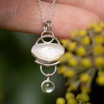 Afbeelding in Gallery-weergave laden, OOAK Osmose pendant #29 • moonstone &amp; onyx (ready to ship)
